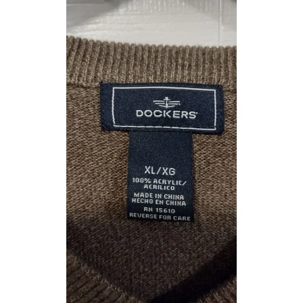 Dockers‎ crewneck brown sweater vest